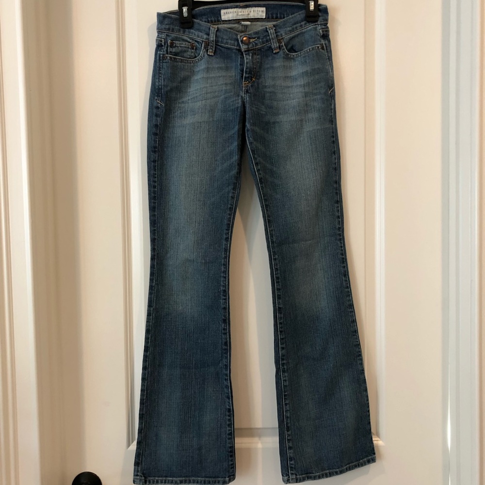 Abercrombie and Fitch jeans size 2R